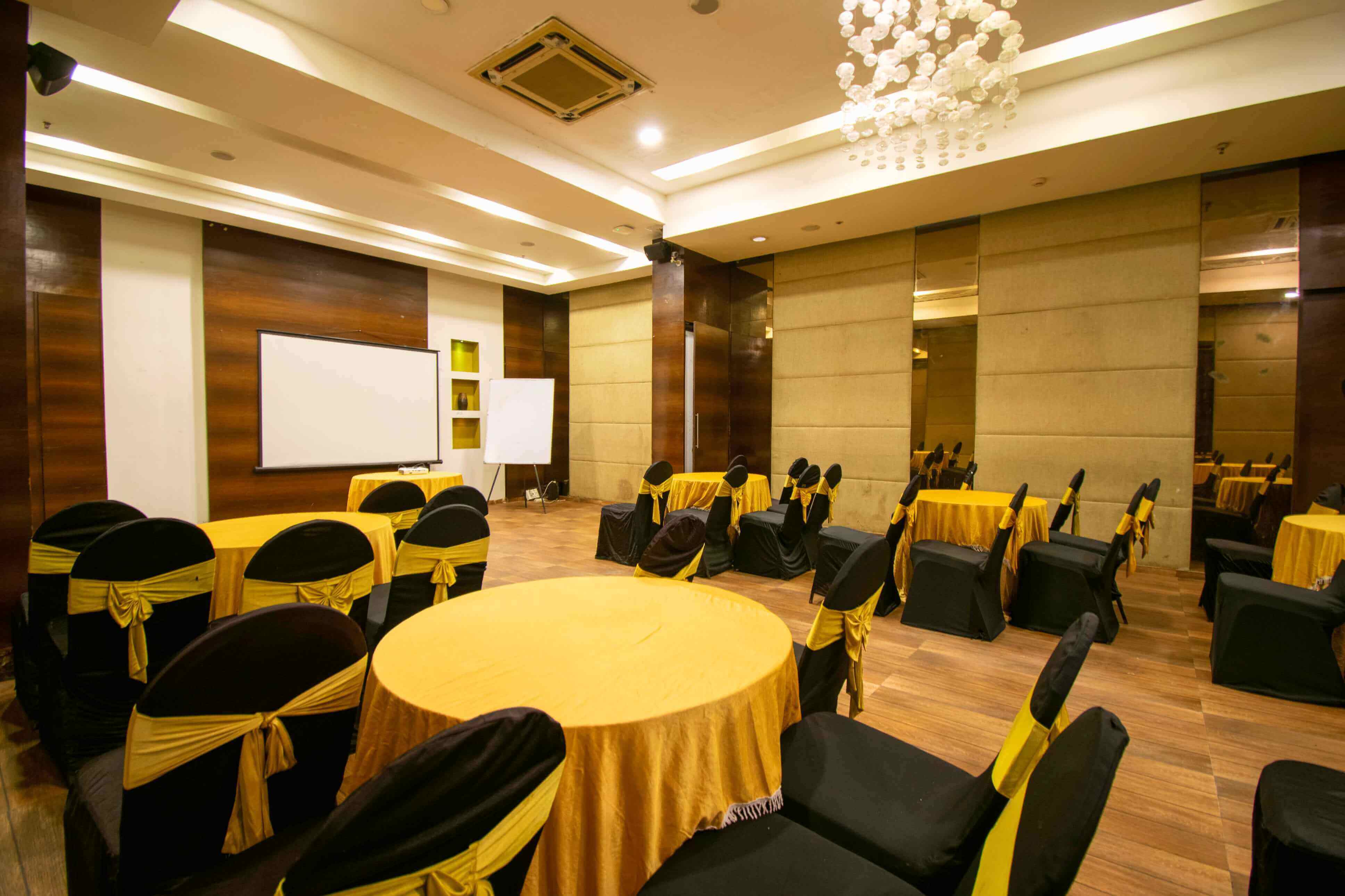 Executive Seminar Conference Room Seating
